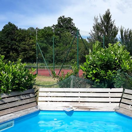 La Vache Tennis Prive Crux-la-Ville Bagian luar foto